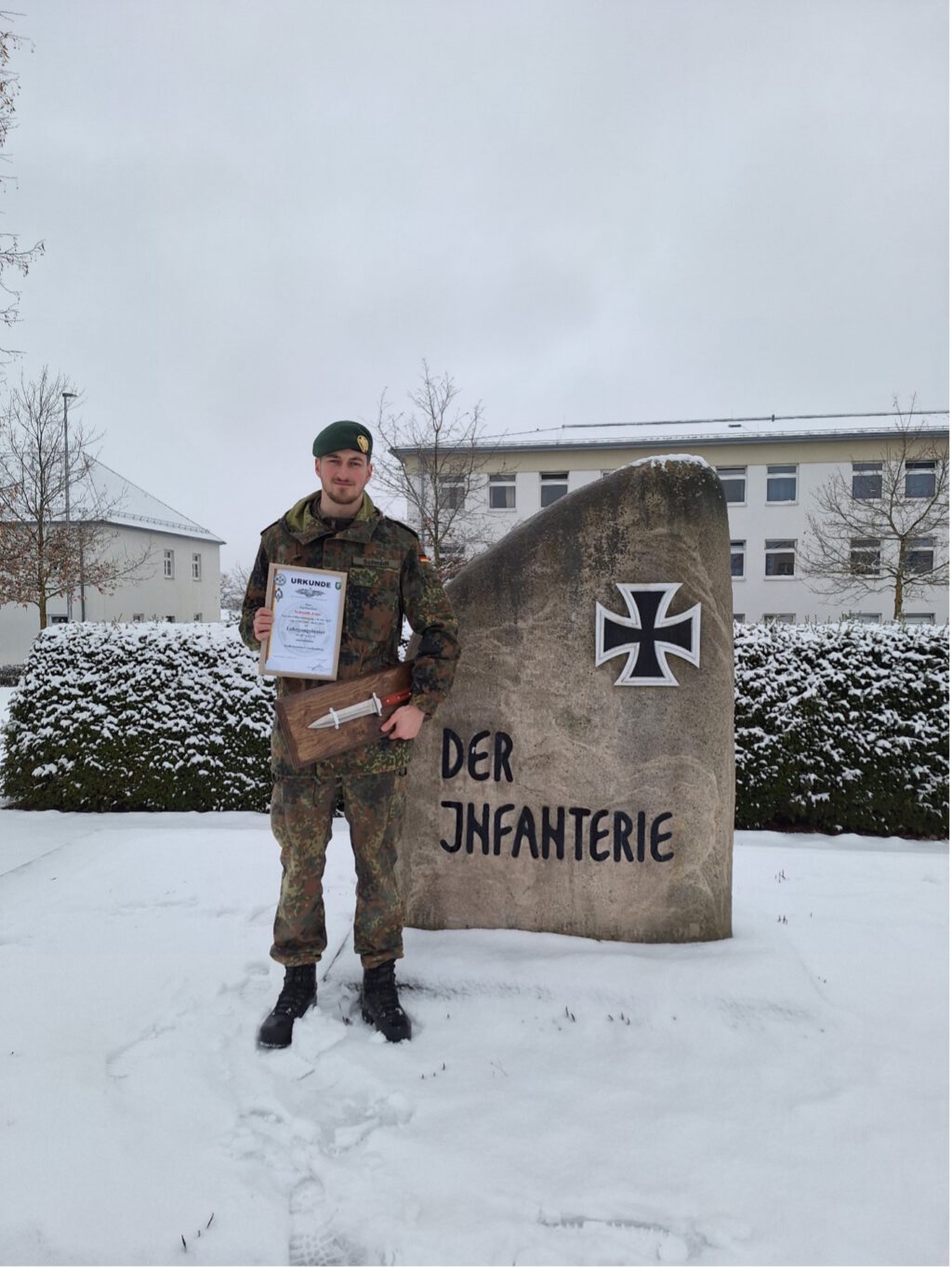 BESTPREISVERLEIHUNG am Stein der Infanterie beim Offizierlehrgang 3 B, Ausbildungsklasse Jäger.