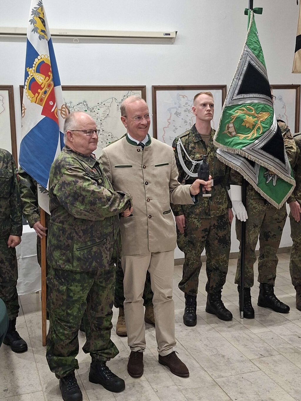 Ausdruck der sehr guten Zusammenarbeit zwischen dem Bund der Deutschen Infanterie e.V. und der finnischen Jägerstiftung.